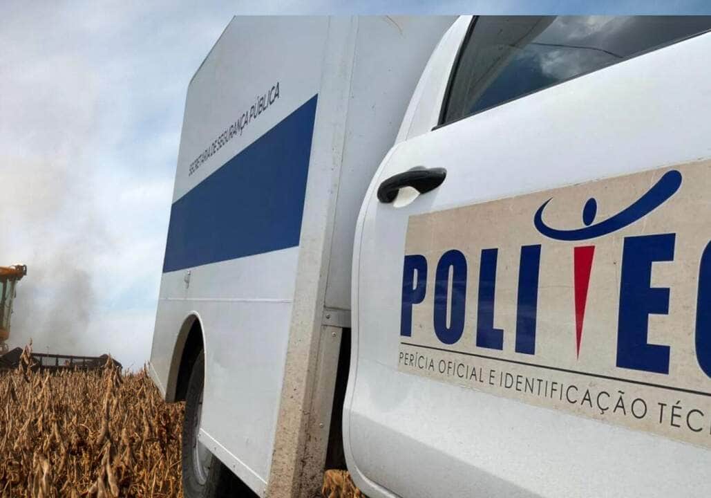 Cena do crime indica execução; vítima foi identificada como Nélio Eliobrincker, de 40 anos, e estava com mais de R$ 2 mil em dinheiro