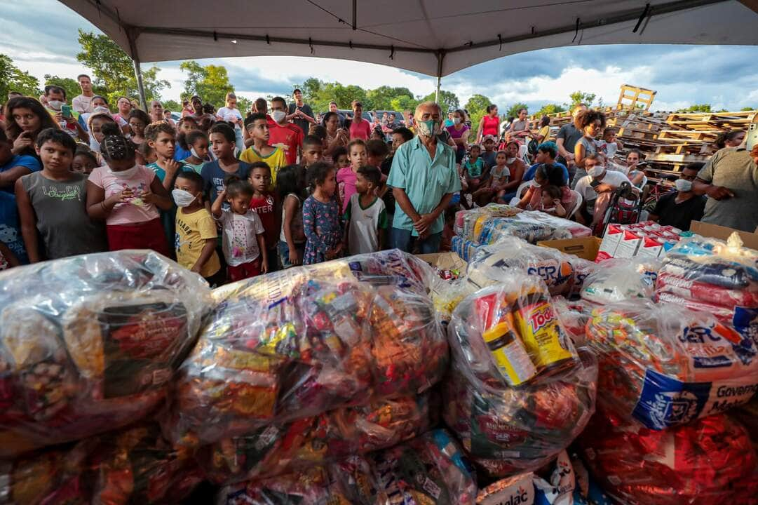 primeira dama de mt visita comunidade e entrega alimentos no bairro pedra 90 em cuiaba interna 1 2024 02 07 1021674375