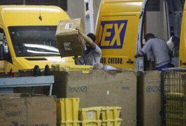 Correios enfrentam prejuízo bilionário em 2024 devido à "taxa das blusinhas" - Foto: Fernando Frazão/Agência Brasil