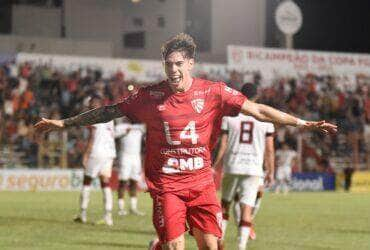 Internacional x São Luiz ao vivo; onde assistir, horário e escalações do jogo deste sábado (9) pelo Gauchão. Foto: Visão Fotográfica Ijuí