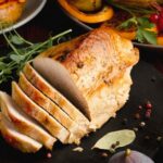O segredo do delicioso peito de frango no forno: 1 tempero raro de marinada