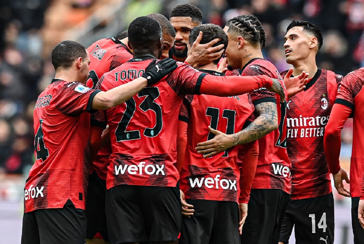 Slavia Praga x Milan ao vivo; onde assistir, horário e escalações do jogo desta quinta (14) pela Liga Europa. Foto: Divulgação Milan Slavia Praga x Milan ao vivo; onde assistir, horário e escalações do jogo desta quinta (14) pela Liga Europa. Foto: Divulgação Milan