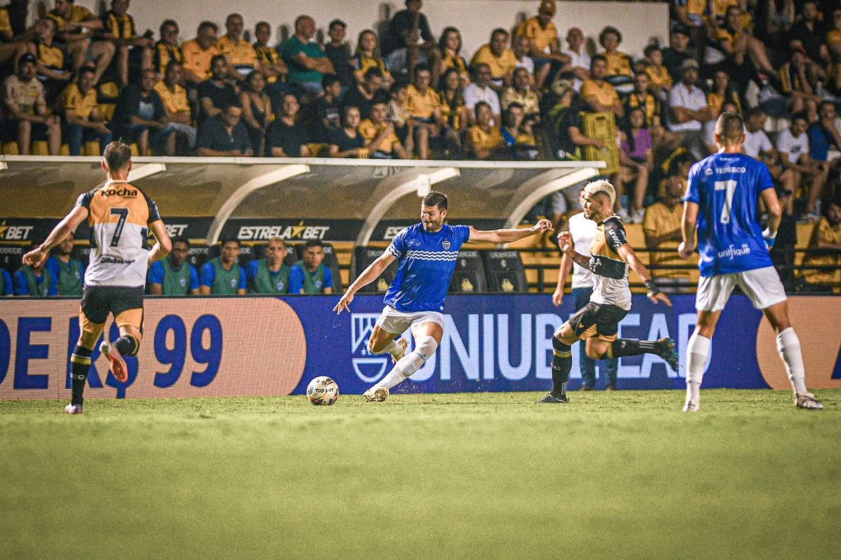 Criciúma x Barra ao vivo; onde assistir, horário e escalações do jogo deste domingo (24) pelo Campeonato Catarinense. Foto: Divulgação Barra