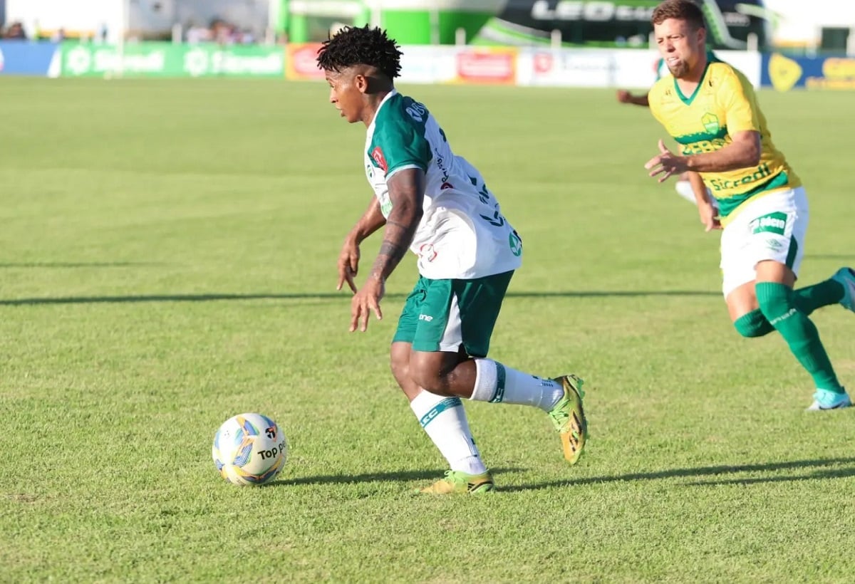 Cuiabá x Luverdense ao vivo; onde assistir, horário e escalações do jogo deste domingo (24) pelo Campeonato Mato-Grossense. Foto: Divulgação Luverdense Cuiabá x Luverdense ao vivo; onde assistir, horário e escalações do jogo deste domingo (24) pelo Campeonato Mato-Grossense. Foto: Divulgação Luverdense