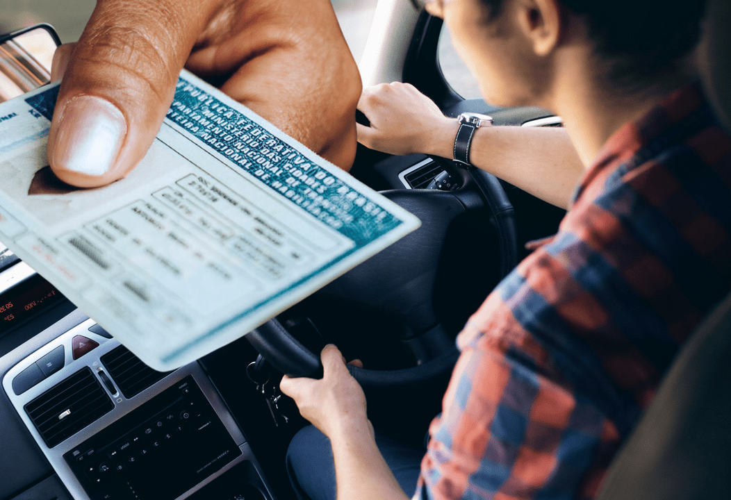 Como solicitar carteira de motorista gratuita em Mato Grosso? 97 CNH CARTEIRA