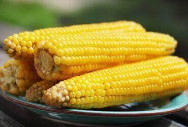 Como fazer milho com manteiga