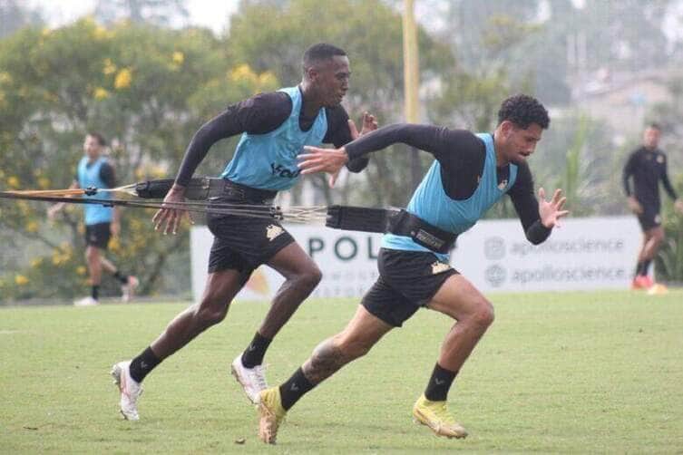 Barra x Criciúma ao vivo; onde assistir, horário e escalações do jogo desta quinta-feira (21) pelo Campeonato Catarinense. Foto: Celso da Luz/Criciúma