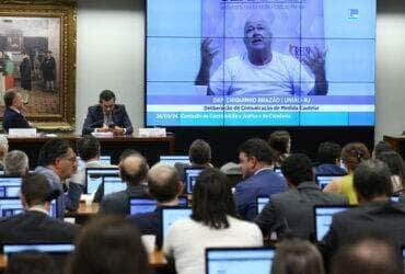 Brasília (DF) 26-03-2024 Sessão da CCJ da Câmara dos Deputados que votaria a prisão do deputado chiquinho Brazão. Foi pedido vistas. ( Deputado Chiquinho Brazão que está preso na Papuda fala aos Deputados da CCJ). Foto Lula Marques/ Agência Brasil