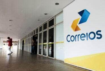 Trabalhadores dos Correios entram em greve hoje em todo país Por: Marcelo Camargo/Agência Brasil