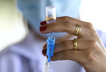 Entenda por que ainda é preciso vacinar contra a Covid-19 - Foto: Marcelo Camargo/Agência Brasil