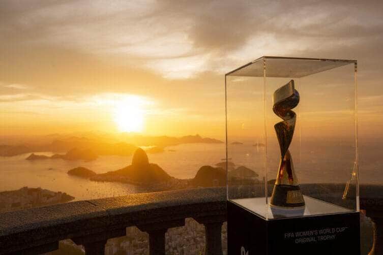 troféu, copa do mundo de futebol feminino, Rio de Janeiro Por: Thais Magalhães/CBF/Direitos Reservados