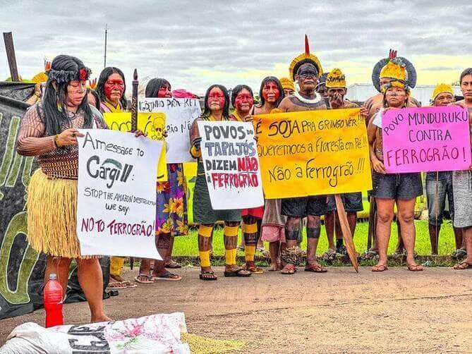 Os parentes denunciaram a ausência de Consulta Prévia Livre e Informada, a fragilidade dos estudos de impacto e os riscos socioambientais da ferrovia. Foto: @CoiabAmazonia/X