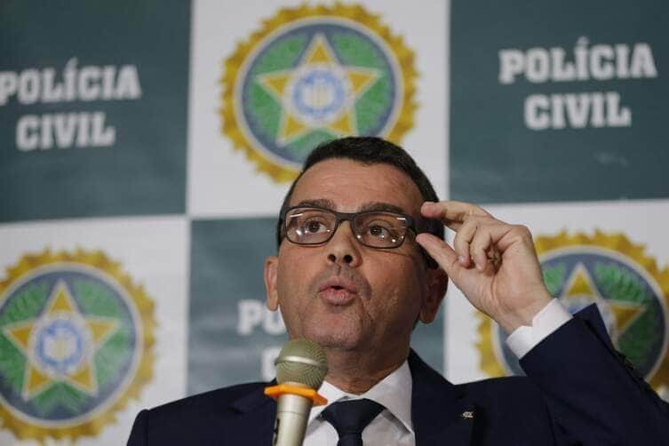 O chefe de Polícia, delegado Rivaldo Barbosa fala em entrevista sobre a denúncia do Ministério Público do Rio de Janeiro que pediu seu afastamento por irregularidades em licitações na contratação de empresas de informática. Por: Fernando Frazão/Agência Brasil