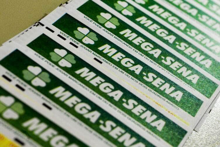 Bilhetes de aposta da mega-sena Por: Marcello Casal JrAgência Brasil