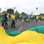 Manifestantes se reúnem em frente ao QG do Exército em Brasília Por: Valter Campanato/Agência Brasil