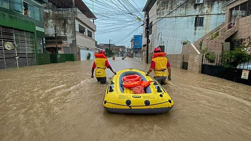 Brasília (DF) 16/02/2024 - Durante períodos de chuva, os moradores da Bacia do Rio Tejipió sofrem com alagamentos e enchentes - Foto: Prefeitura Recife