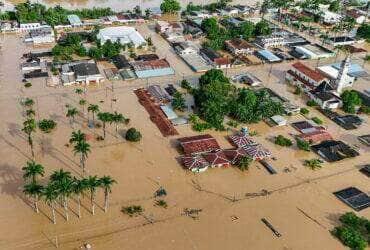 Rio de Janeiro (RJ) 28/02/2024 - Dados da Defesa Civil Estadual revelam que o Rio Acre atingiu, às 9h desta quarta-feira, 28, em Brasileia a marca de 15,56m, ultrapassando a cheia histórica de 2015, onde o Rio alcançou 15,55m. Foto: Marcos Vicentti/Secom