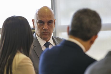 Brasília (DF), 24/10/2023 - O ministro do Supremo Tribunal Federal, Alexandre de Moraes, durante reunião com parlamentares para receber o relatório oficial da CPMI do 8 de Janeiro. Foto: Marcelo Camargo/Agência Brasil