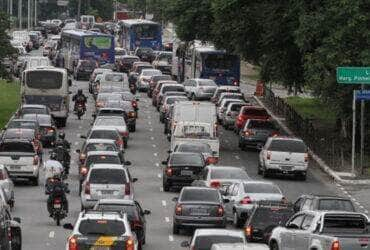 Trânsito em São Paulo Por: arquivo/agênca brasil