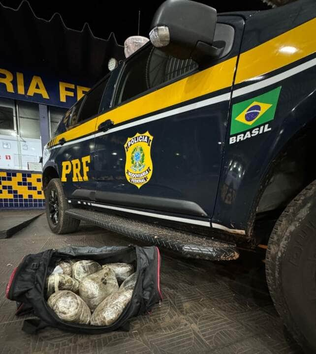 PRF apreende mais de 4 quilos de Skunk em ônibus interestadual em Rondonópolis