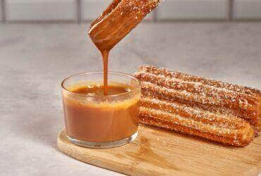 Como fazer churros com doce de leite