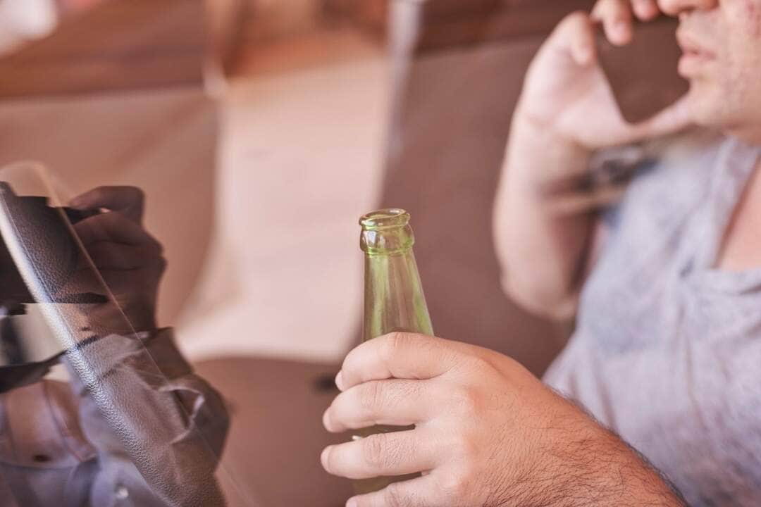 Dirigir alcoolizado no Brasil: O que diz a lei? 6 Drunk driving. Impaired Driving - Fotos do Canva