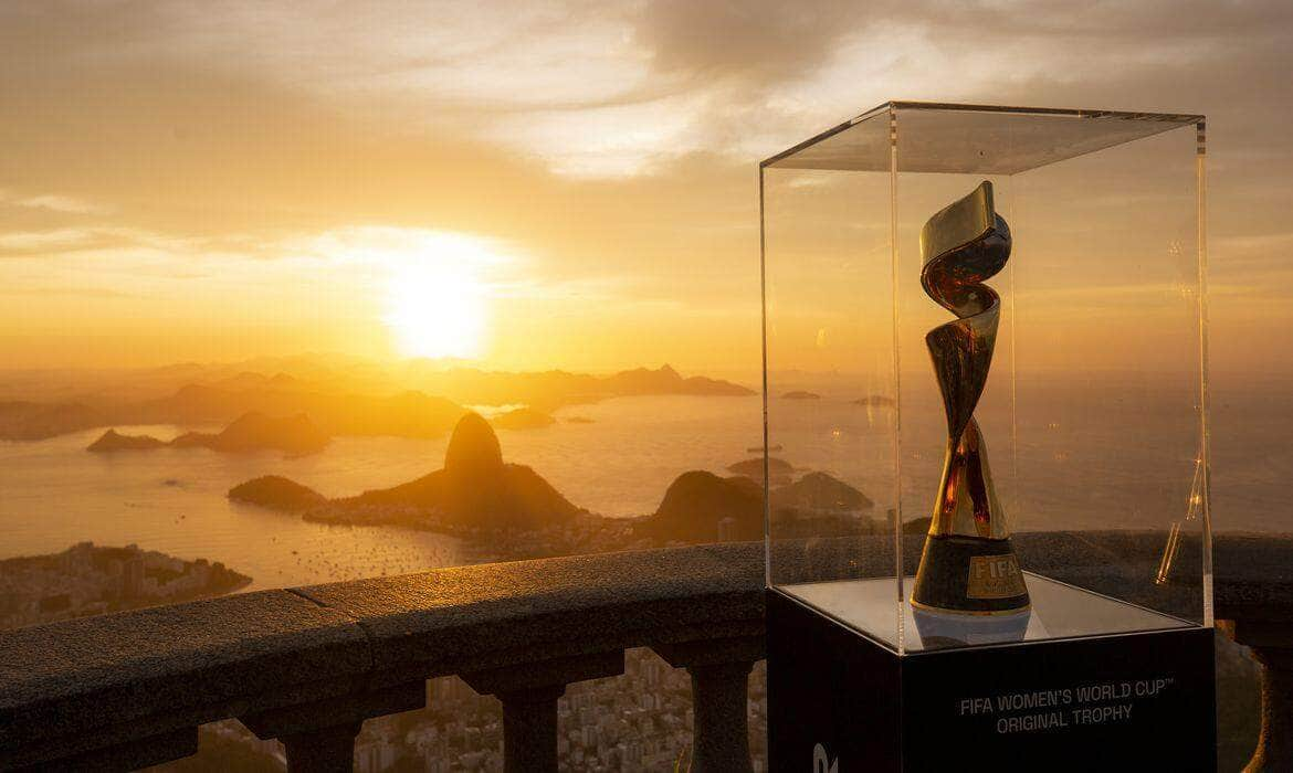 troféu, copa do mundo de futebol feminino, Rio de Janeiro Por: Thais Magalhães/CBF/Direitos Reservados