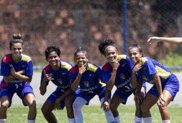 uninassau, futebol feminino, jubs Por: Célio Júnior/CBDU/Direitos Reservados