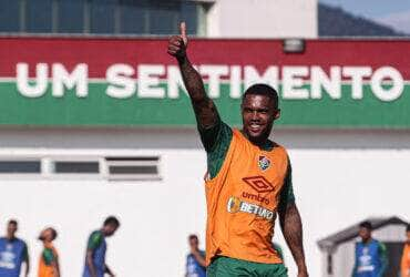 Treino do Fluminense, douglas costa Por: Marcelo Goncalves/Fluminense F. C. /Direitos Reservados