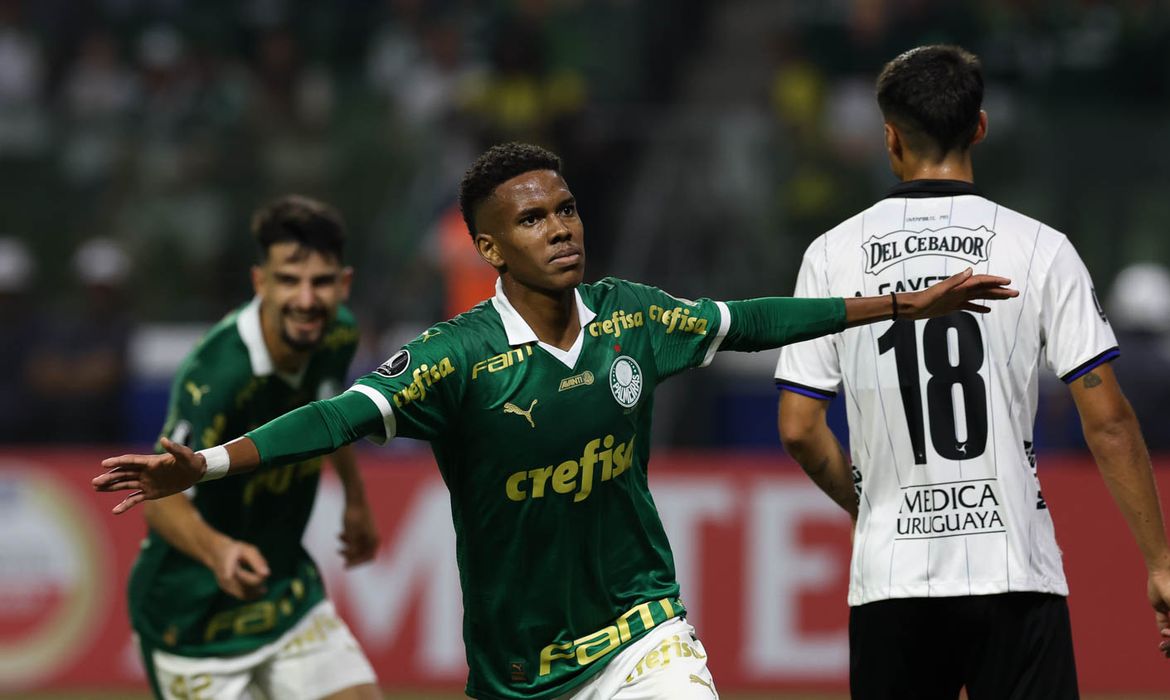 Estêvão, Palmeiras, liverpool, libertadores Por: Cesar Greco/Palmeiras/Direitos Reservados