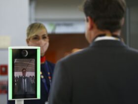 Passageiros testam o Embarque + Seguro, programa de reconhecimento facial para embarque em aeroportos. Por: Marcelo Camargo/Agência Brasil