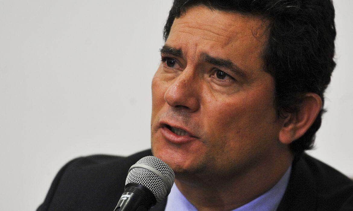 O ministro da Justiça e Segurança Pública, Sergio Moro, fala à imprensa Por: Marcello Casal JrAgência Brasil