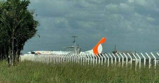 Avião da GOL ultrapassa pista de pouso no aeroporto de Sinop