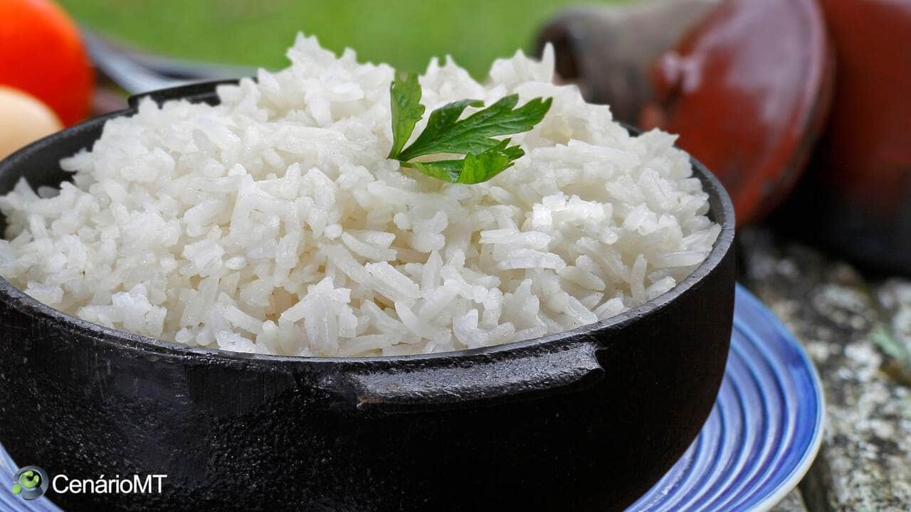 Arroz na Geladeira: Desvendando os segredos de um fenômeno surpreendente! 81 Como fazer arroz soltinho