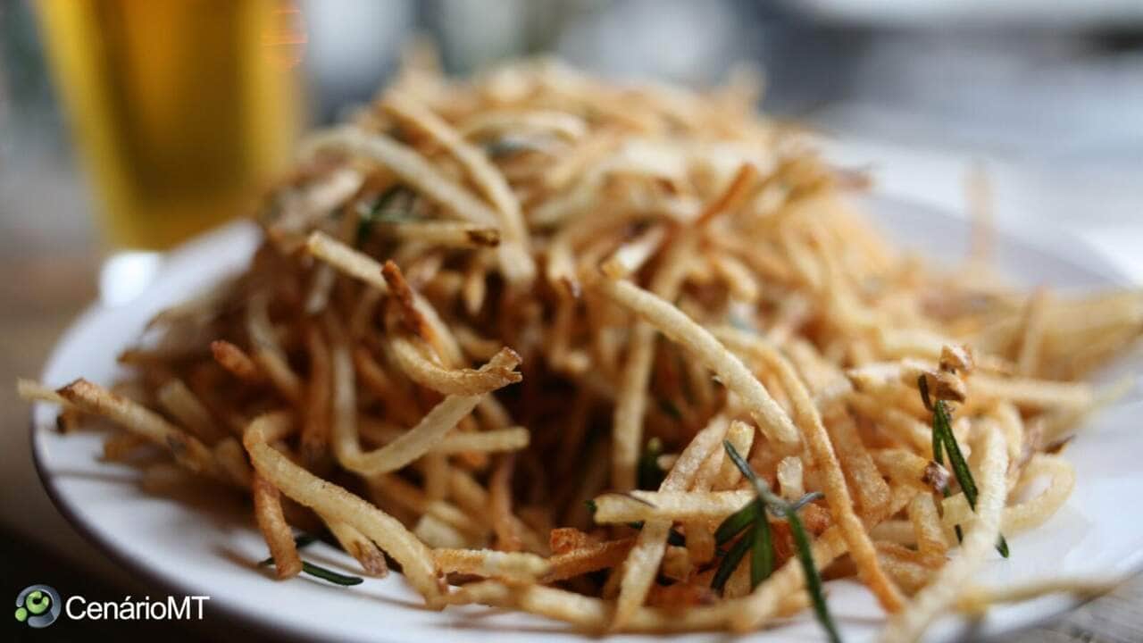 Como fazer batata palha caseira