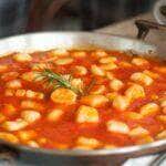 Como fazer nhoque com molho de tomate