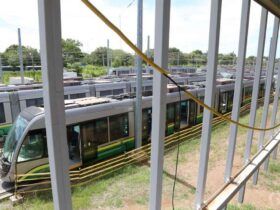 Governo de Mato Grosso negocia venda de vagões do VLT para a Bahia