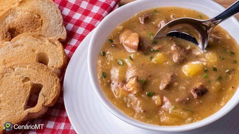 Receita de caldo de mandioca