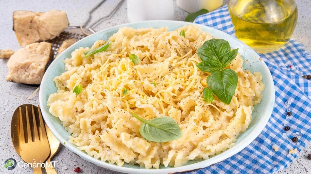 Receita de macarrão com molho branco