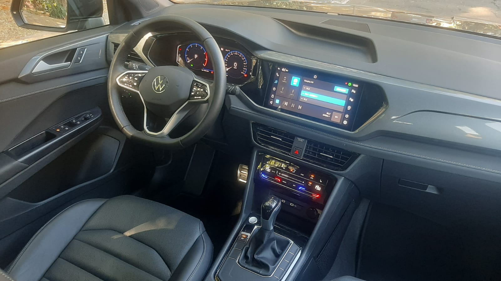 Volkswagen Taos 2024 segue como boa opcao de SUV medio Sergio Dias 18