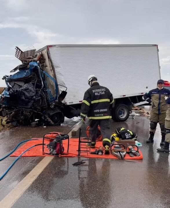 Acidente na BR-163 em Sorriso deixa um morto e dois feridos