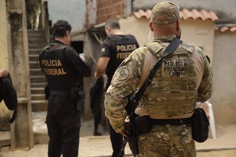 Ações da PF em seis estados combatem facções e crime organizado - PF
