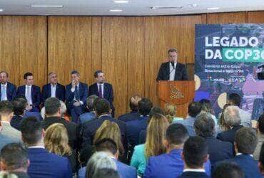 Brasília (DF) 06/05/2024 O ministro chefe da Casa Civil, Rui Costa, durante solenidade de assinatura de convênios para realização da COP30 em Belém entre a Itaipu Binacional, Governo do Pará e Prefeitura de Belém no Palácio do Planalto Foto: Fabio Rodrigues-Pozzebom/ Agência Brasil