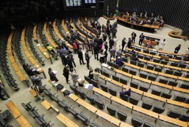 Brasília (DF) 04/10/2023 Sessão do congresso Nacional que votou vetos. A sessão tinha mais assessor que parlamentar no Plenário. Foto Lula Marques/ Agência Brasil