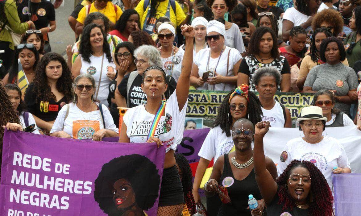 desemprego de jovens negras e 3 vezes superior ao dos homens brancos capa 2024 05 08 2024 05 08 1390808461