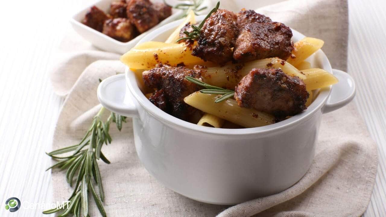 Receita de carne assada com macarrão