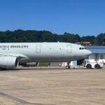 CHUVAS NO RS - Aeronave KC-30 decola da Base Aérea de São com destino à Base Aérea de Canoas (BACO), carregando 34 toneladas, com fardos de água, cestas básicas, colchões, cobertores e medicamentos, doados pela população, por meio da campanha Por: FAB