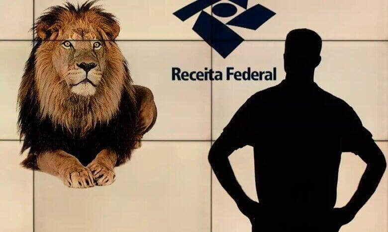 Brasília 17/03/2023 - Fotos para ilustrar matéria sobre imposto de renda, o prazo de entrega da declaração mudou. Começou às 9h desta quarta-feira (15) e vai até as 23h59min59s de 31 de maio. A mudança, segunda a Receita, foi necessária para que todos os contribuintes tenham acesso à declaração pré-preenchida, que é enviada duas semanas após a entrega dos informes de rendimentos pelos empregadores, pelos planos de saúde e pelas instituições financeiras. Foto: Joédson Alves/ Agência Brasil Por: Joédson Alves/Agência Brasil