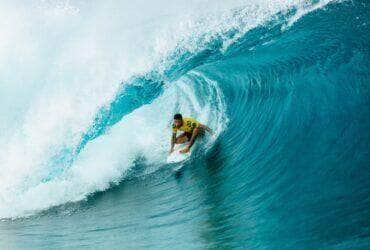 Filipe Toledo, Outerknown Tahiti Pro, surfe Por: Damien Poullenot/World Surf League/Direitos Reservados