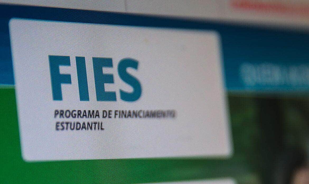 Renegociação Fies 2025: veja quem pode participar e como parcelar a dívida em até 180 vezes 84 Fundo de Financiamento Estudantil,Fies Por: Marcello Casal JrAgência Brasil